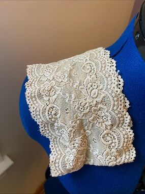 Lace thigh chafe free
